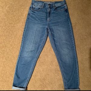 American Eagle Mom Jeans